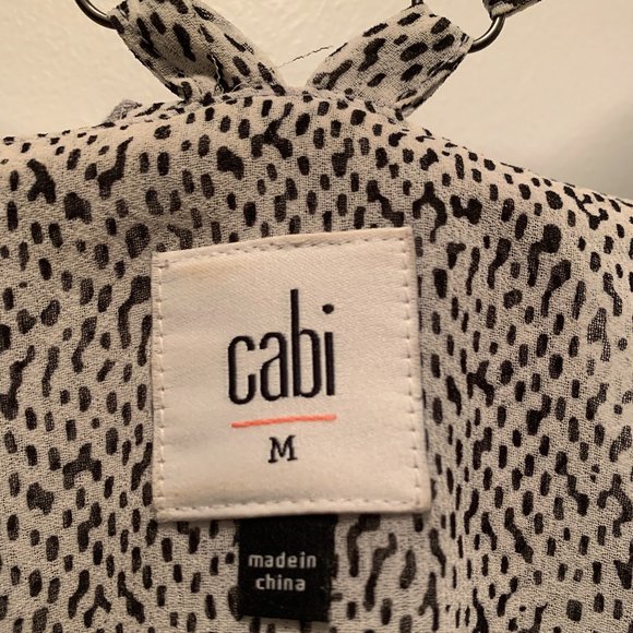 pretty flowy top - Picture 2 of 9